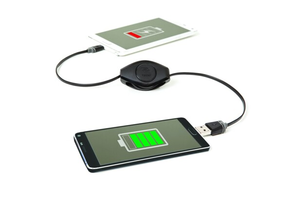 Einziehbares Micro-USB-auf-USB-PowerShare-Kabel