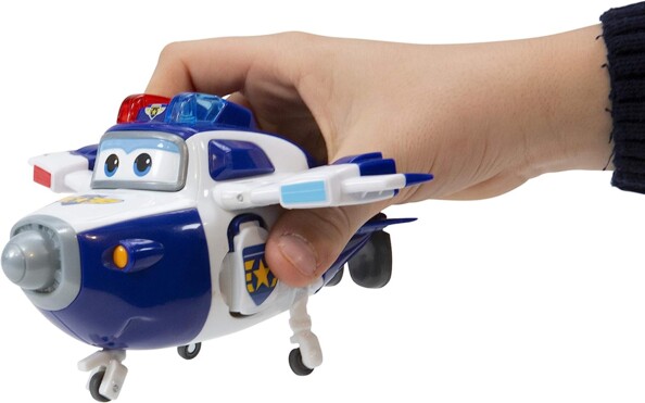 3 wandelbare Roboterfiguren aus Super Wings Staffel 4