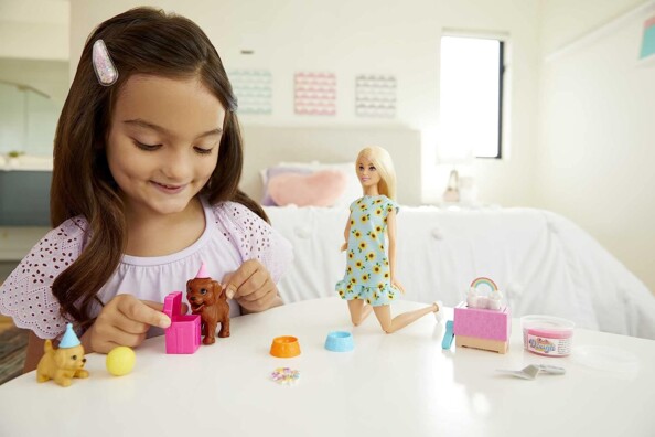 Box Barbie-Puppe zum Welpengeburtstag