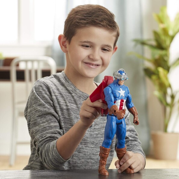 Captain America Figur 30 cm - Titan Hero Collection