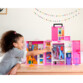 Barbie-Deluxe-Kleiderschrank mit Puppe und Kleidung